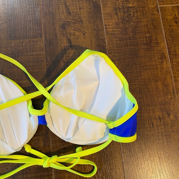 Body Glove Neon D Cup Bikini Top - Picture 8 of 8